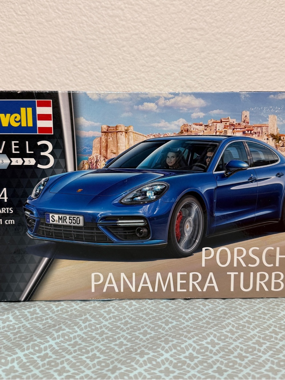 Revell Porsche Panamera Turbo 1:24 Model Kit Level 3 21.1cm MPN 07034